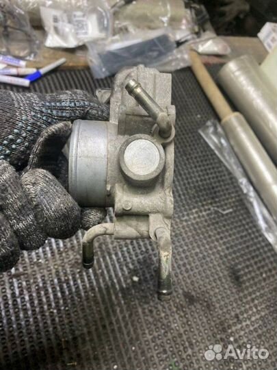 Дроссельная заслонка Toyota Gaia ACM10G 1AZ-FSE