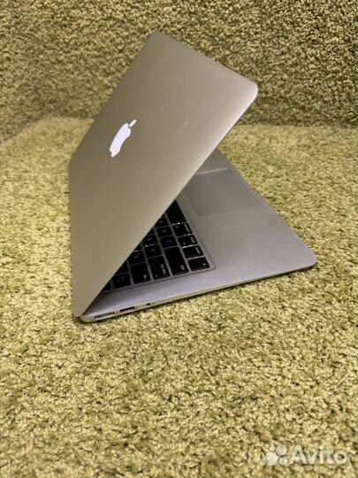 Apple MacBook Air 13 2014