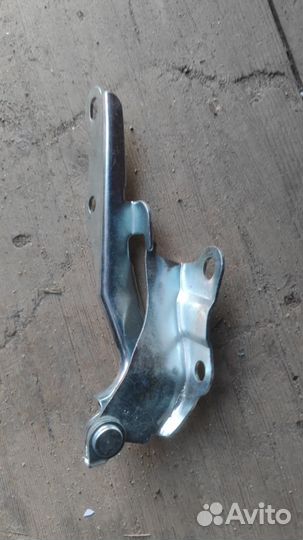 Петли капота Toyota rav 4 xa20