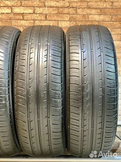 Yokohama Bluearth ES32 205/60 R16