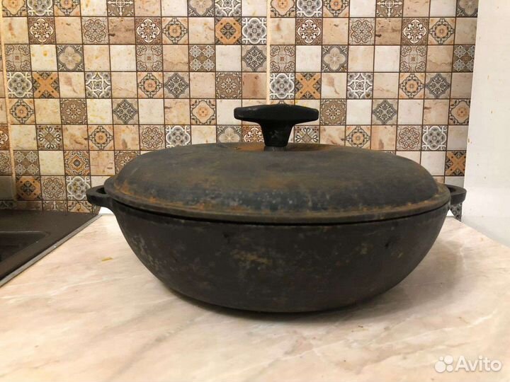 Чугунная сковорода-жаровня Syton