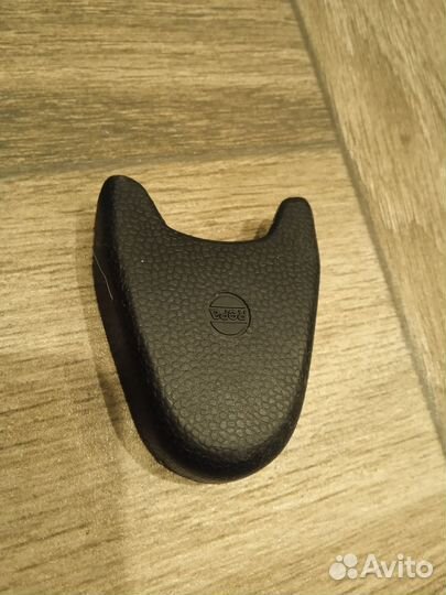 Колпачок ремня безопасности Mercedes W201, W124