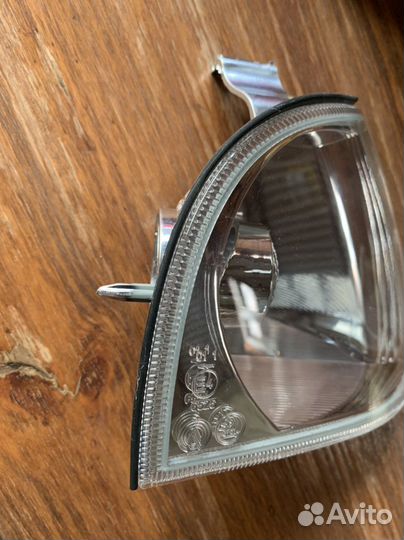 Фара поворотник