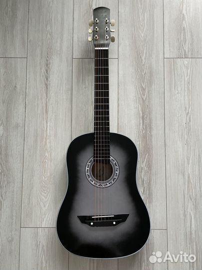 Классическая гитара шестиструнная