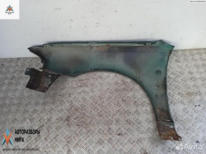Крыло переднее правое Audi A4 B5 1997