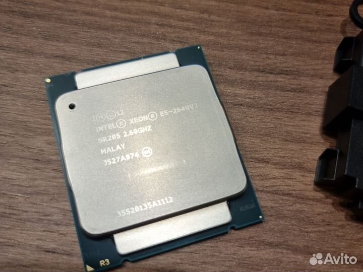 Процессор Intel Xeon E5-2640v3 бу