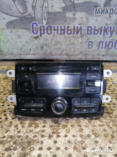 Магнитола Renault Logan 2