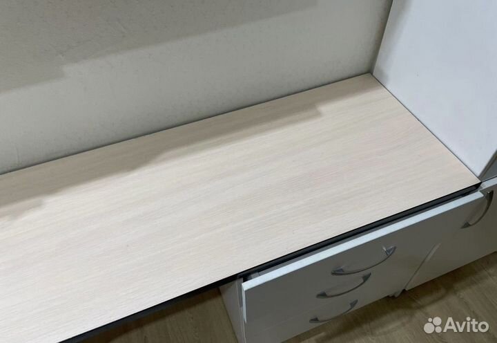 Стол компьютерный/письменный