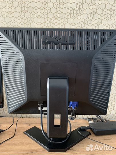 Монитор Dell 19 дюймов