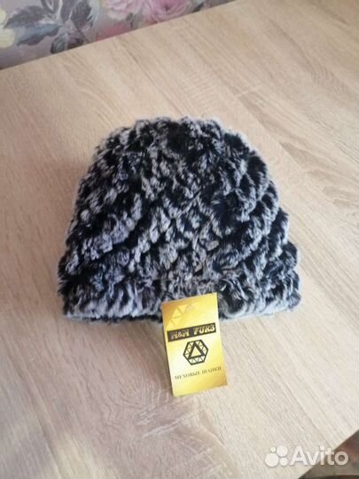 Шапка из меха кролика