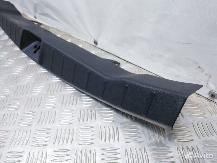 Накладка замка багажника Mitsubishi ASX