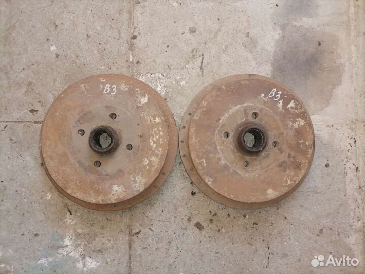 Суппорта, тормозные диски Volkswagen Passat B3