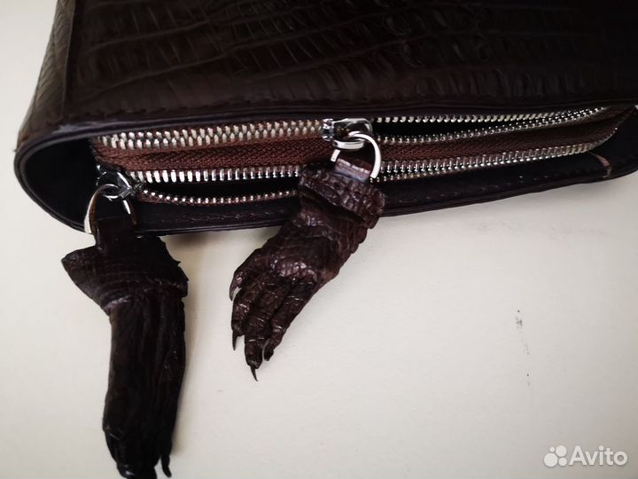 Сумка из кожи крокодила