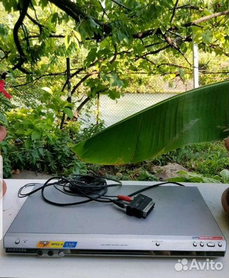 DVD плеер Samsung