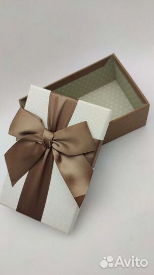 Коробка подарочная