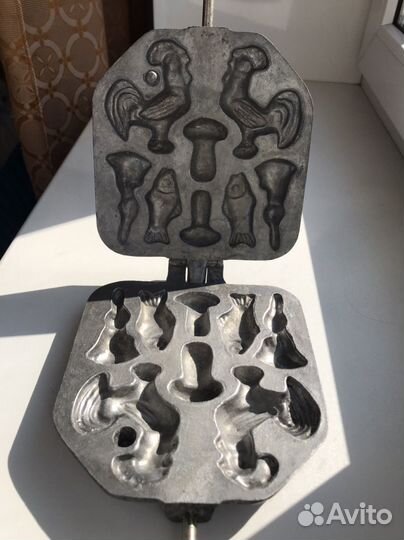 Чугунная сковород для выпечки