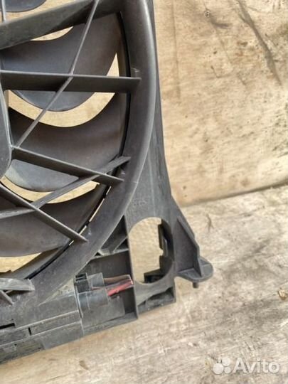 Вентилятор охлаждения радиатора Audi A8 4E2 BFM