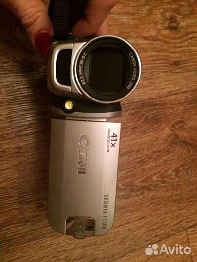 Видеокамера Canon