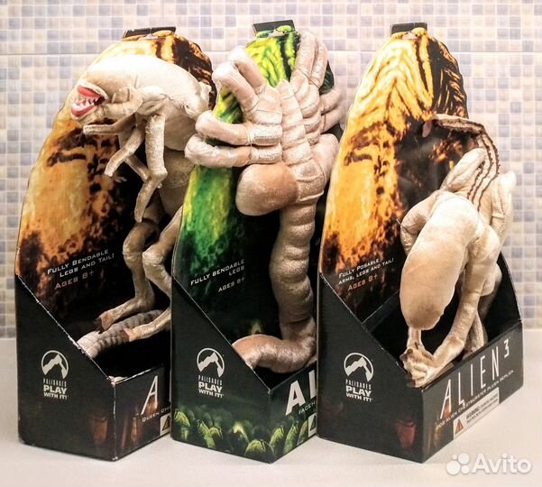 Фигурки Королевы Чужих и Лицехвата из фильма Чужой