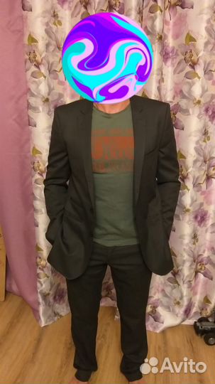 Костюм