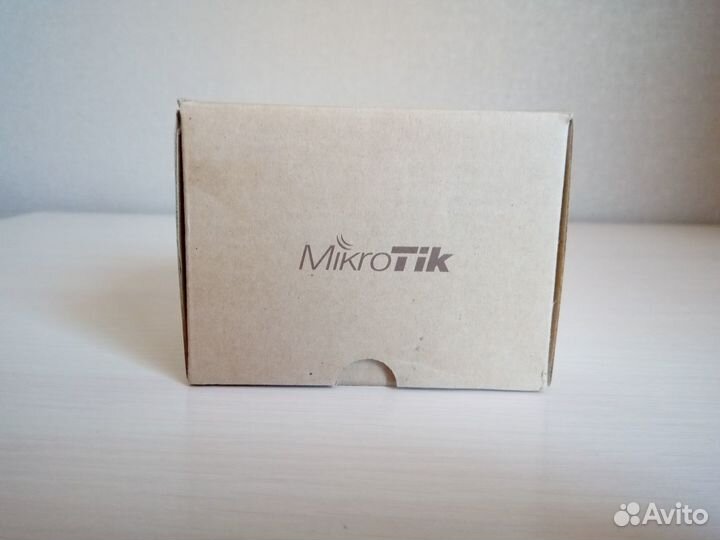 Wi-Fi роутер MikroTik hAP mini