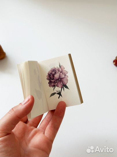 Книги для кукол, кукольная миниатюра