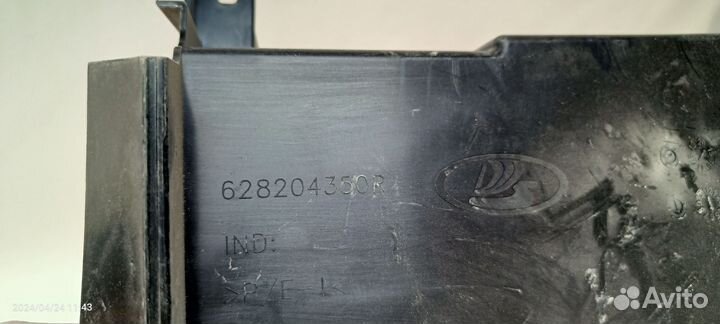 Дефлектор Радиатора Нижний Правый LADA X-ray