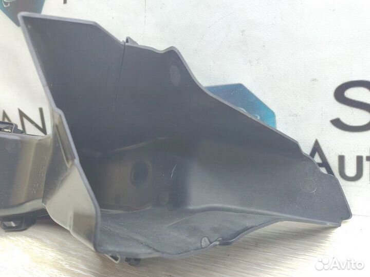 Воздуховод охлаждения тормозов передний правый Bmw