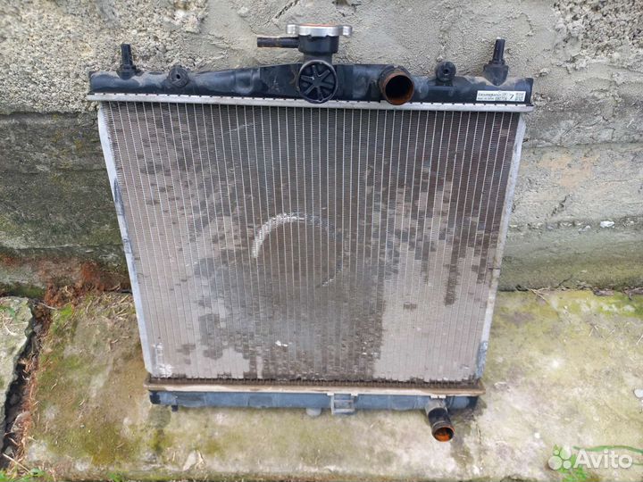 Радиатор охлаждения ниссан нот