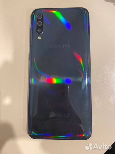 Samsung Galaxy A50, 4/64 ГБ