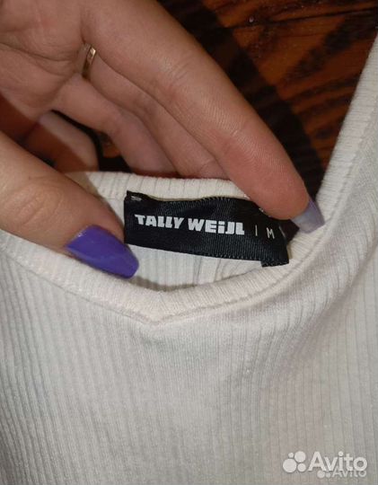 Женская одежда