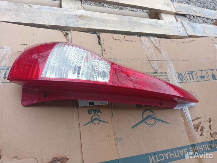 Задний фонарь калина 2