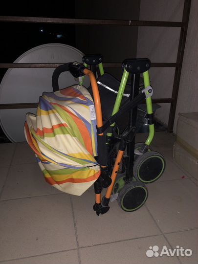 Прогулочная коляска