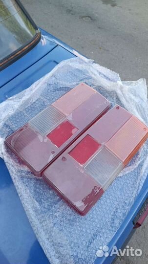 Стекла задних фонарей ваз 2105