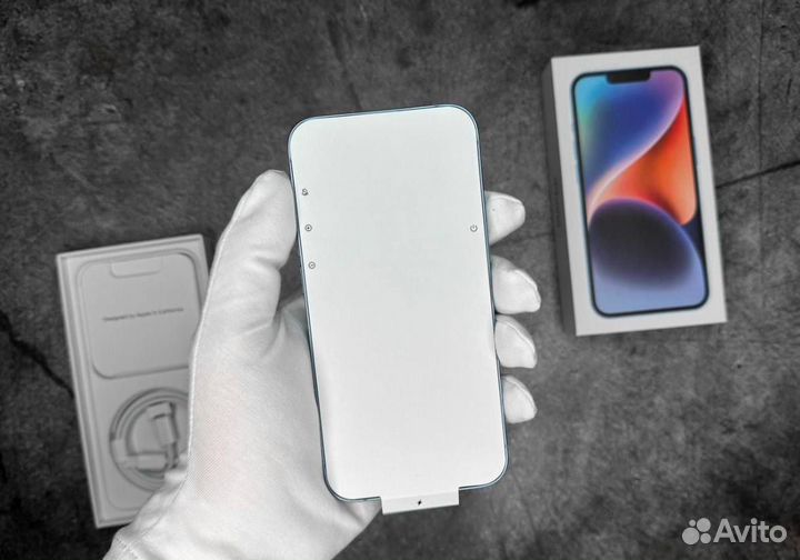 iPhone 14, 256 ГБ