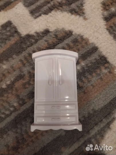 Домик для маленьких кукол