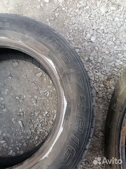 2 шины для запаски на ниву
