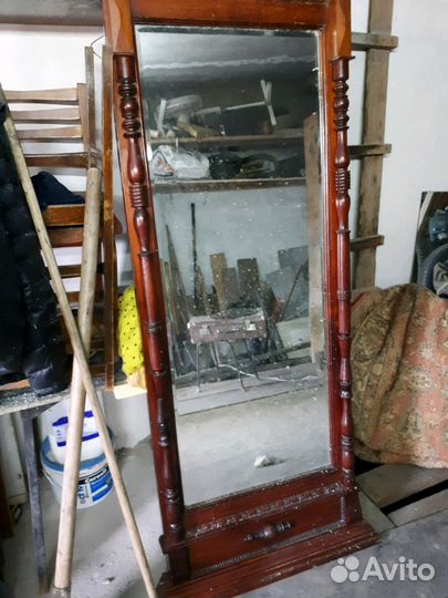 Старинное Зеркало