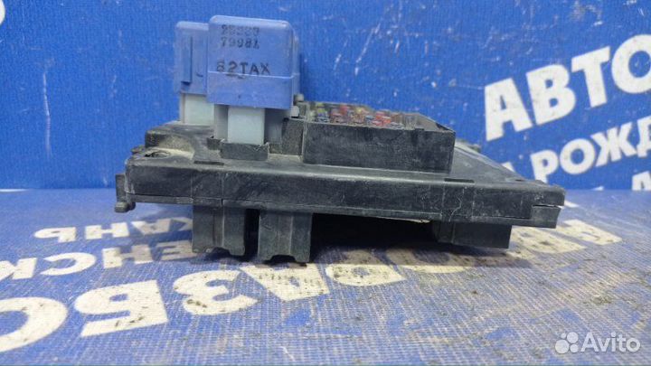 Блок предохранителей салона Nissan Almera N15