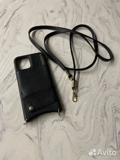 Чехол на iPhone 12