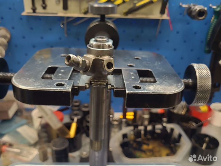 Форсу Land Rover Discovery 3 2.7 DT,7H2Q 9K5446 CB