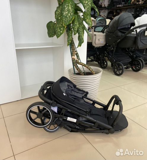Коляска прогулочная Rant Volt black