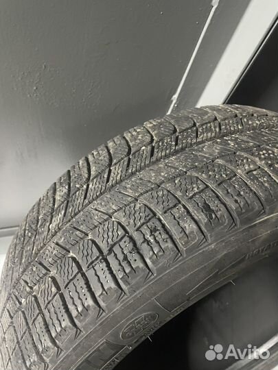 Michelin X-Ice 3 215/55 R17