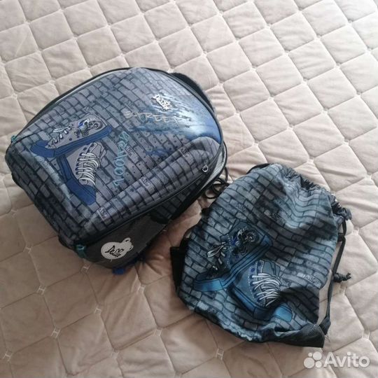 Школьный ранец