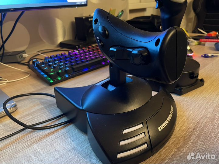 Джойстик Thrustmaster T.Flight Hotas