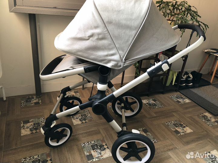 Коляска Bugaboo Fox Complete Mineral light grey