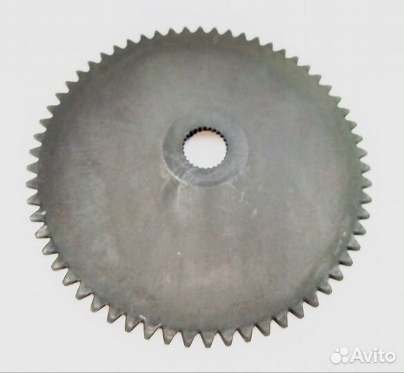 Наружний шкив переднего вариатора скутера 139QMB