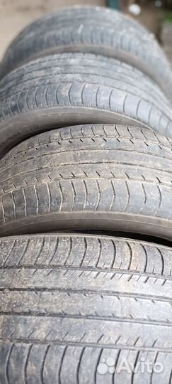 Yokohama dB Decibel E70 215/55 R17 93V