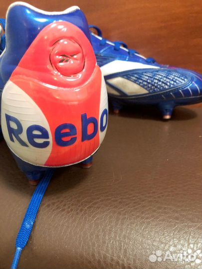 Футбольные бутсы