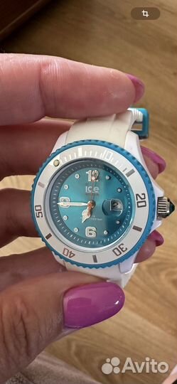 Часы ice с сапфиром